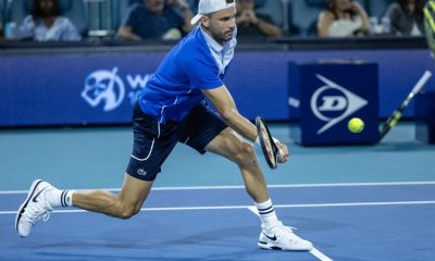 Grigor Dimitrov iski Carlos Alcarazin laulukuoroon Miamin Masters-turnauksessa.