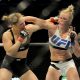 Ronda Rousey (vas.) ja Holly Holm.
