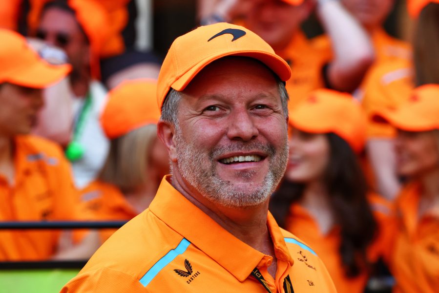 McLarenin tallipäällikkö Zak Brown